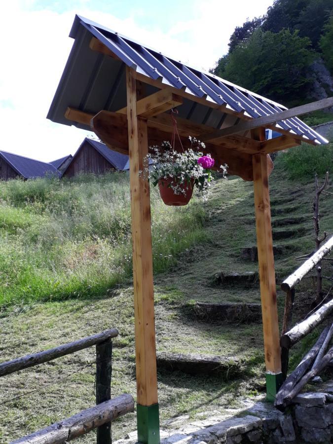 Holiday Home Na Planini Tolmin Eksteriør billede